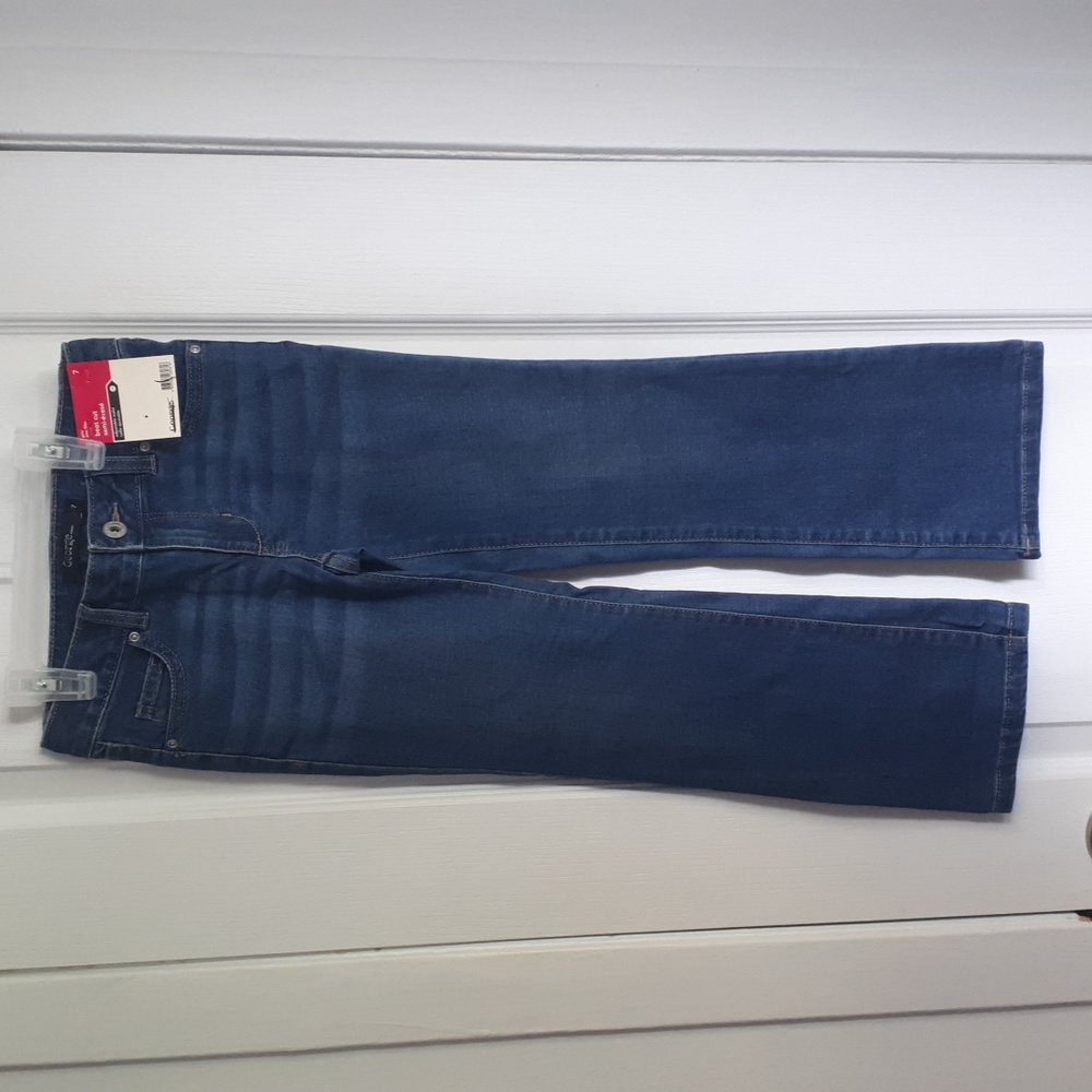 boot cut jeans